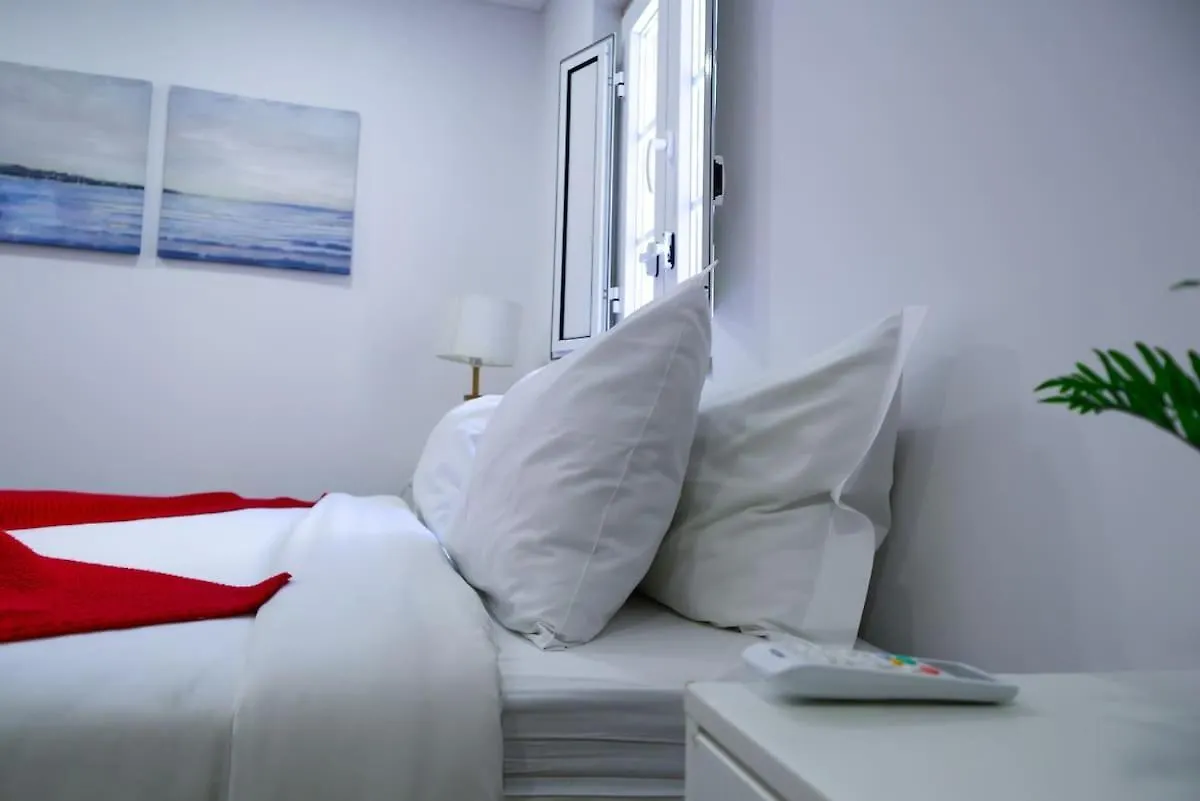 Cozy & Modern Retreat In Central 리스본 포르투갈