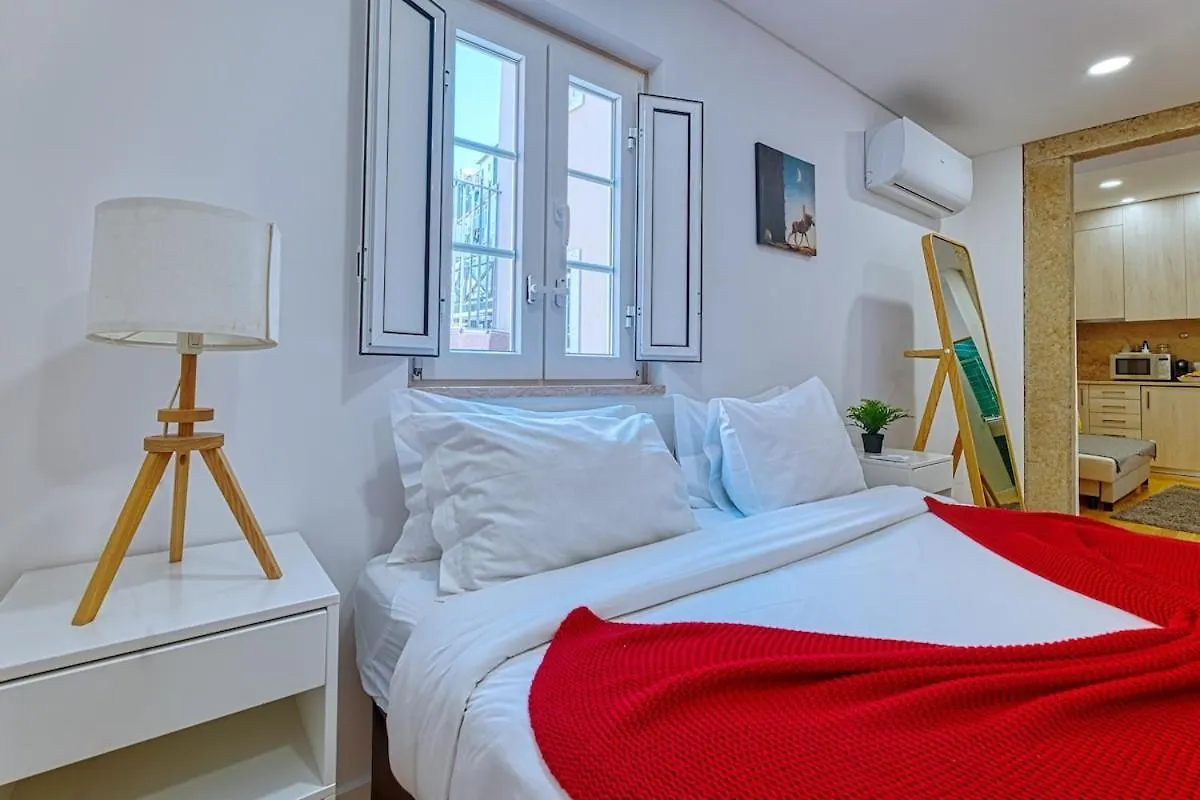 Cozy & Modern Retreat In Central 리스본 포르투갈